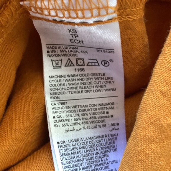 Old Navy Linen& Rayon Blend Top - Picture 5 of 5